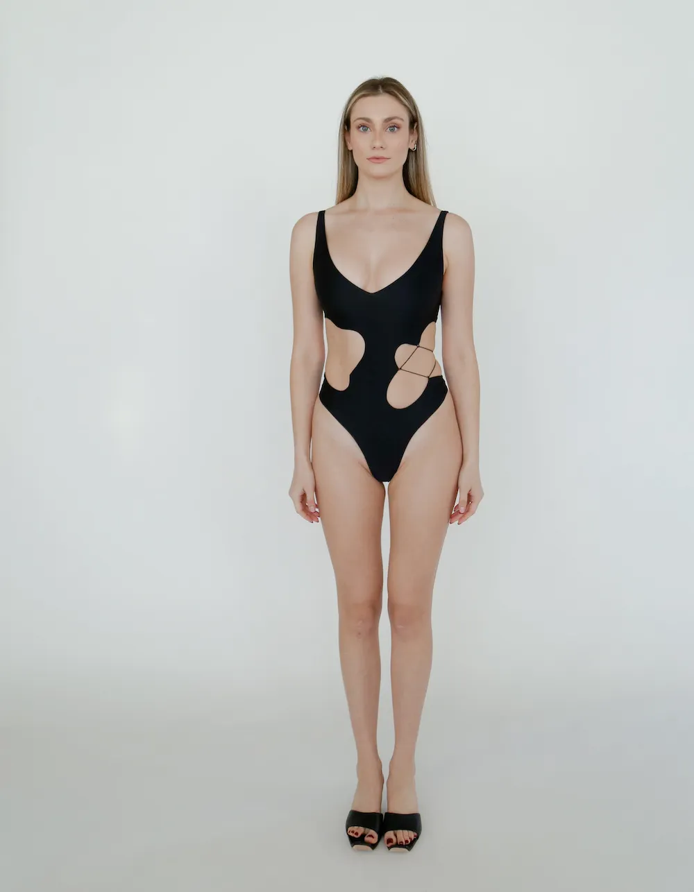 ANDIKA One Piece Swimsuit Black