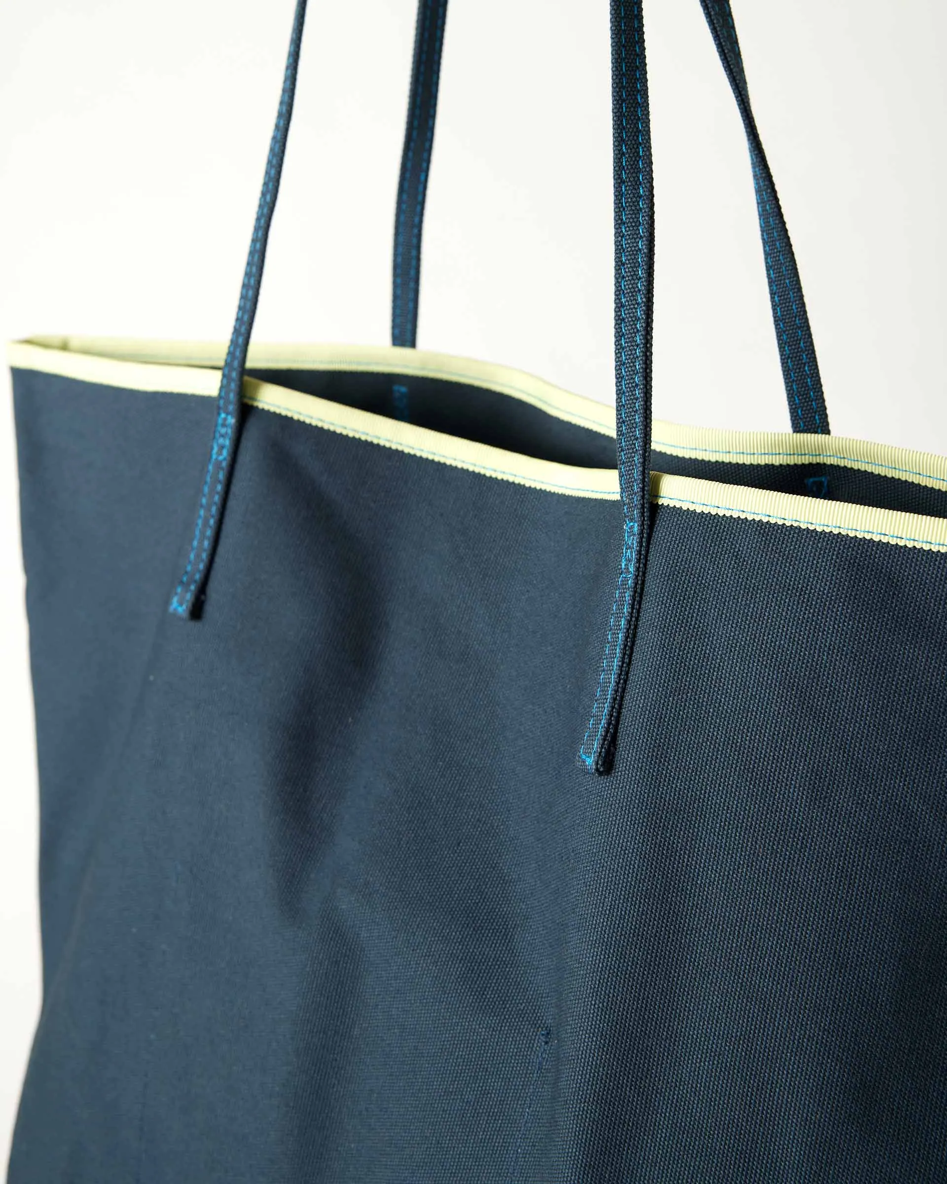 Le Canvas Tote