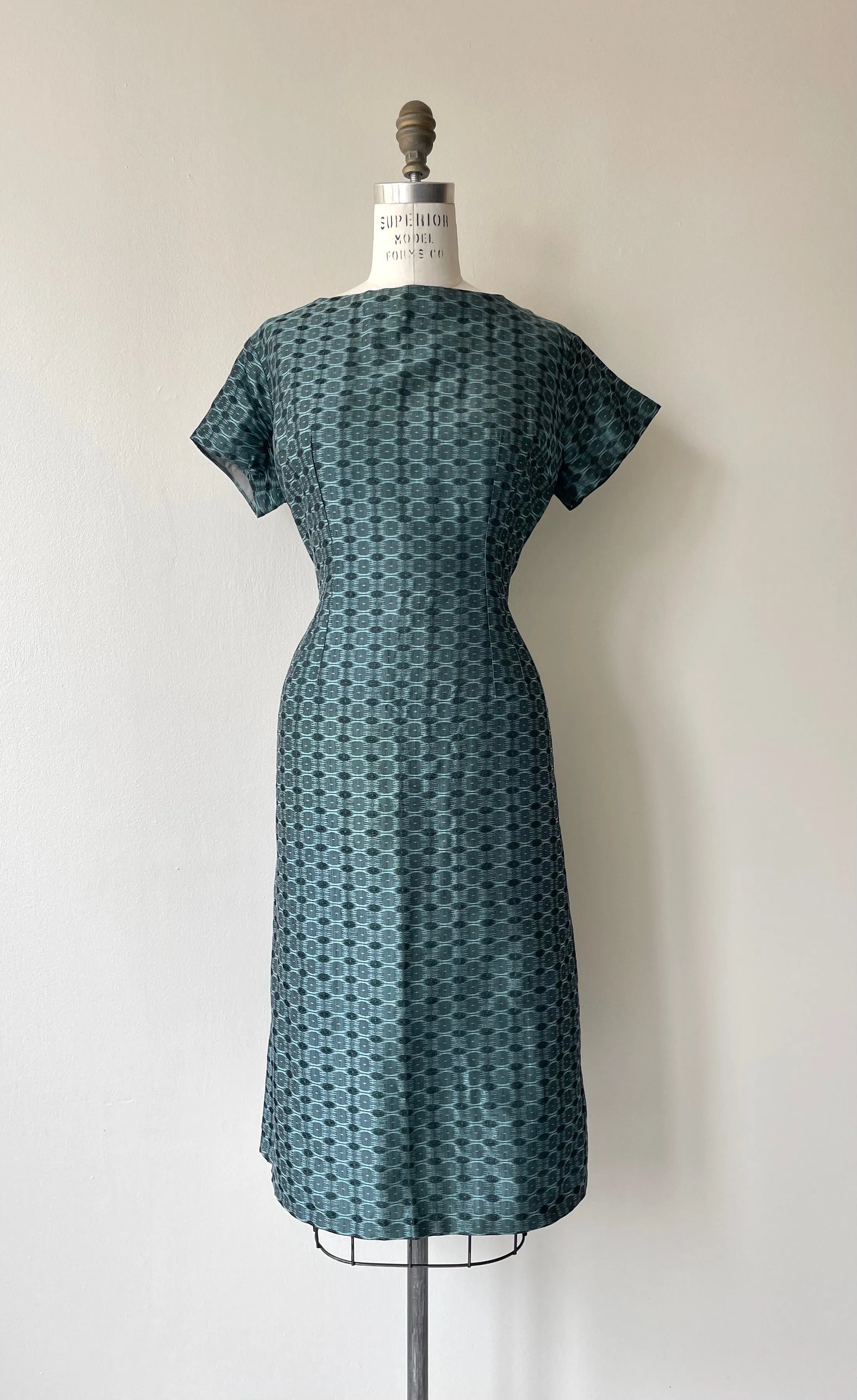 Telltale Dress & Shawl | 1950s