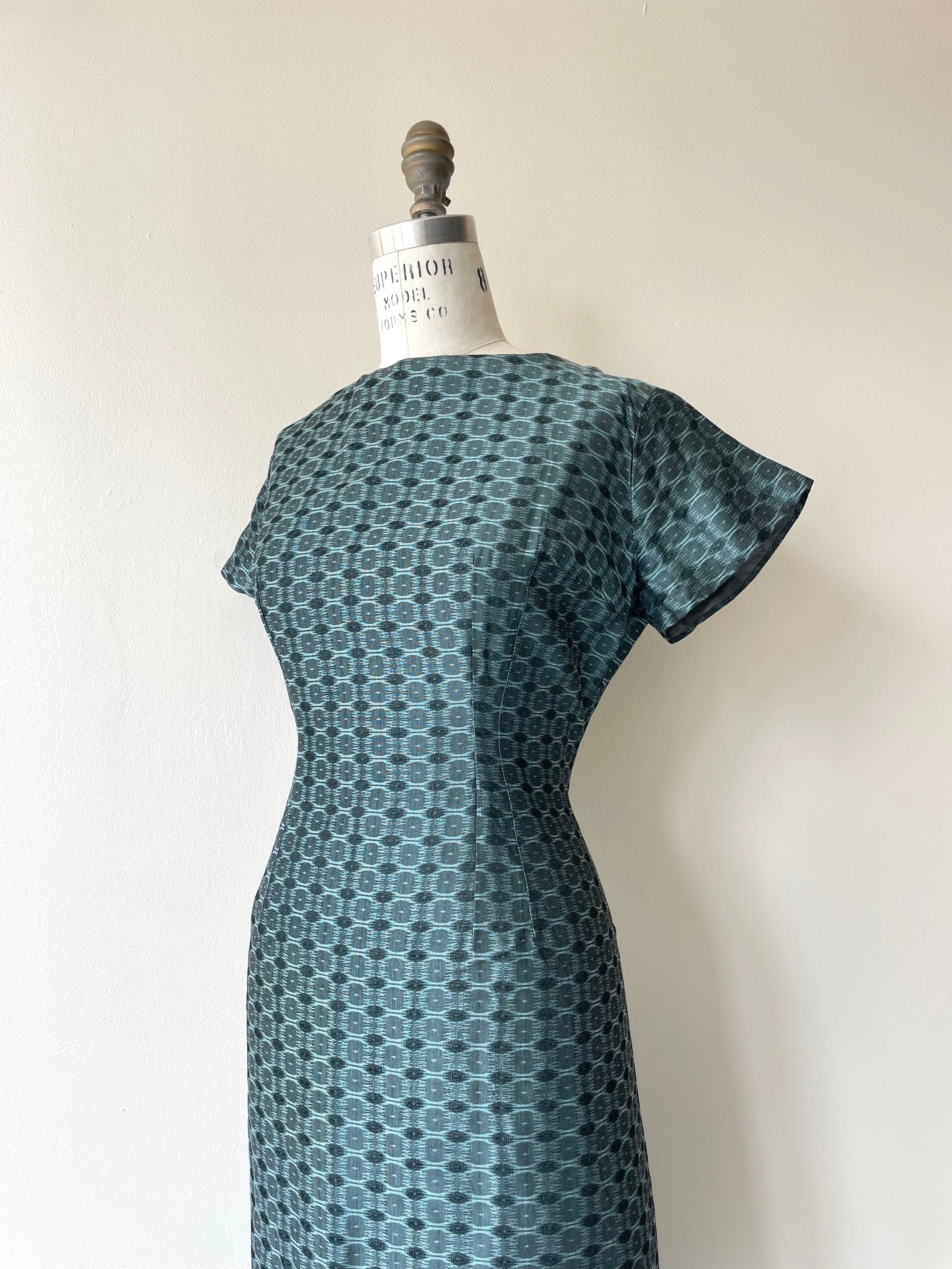 Telltale Dress & Shawl | 1950s