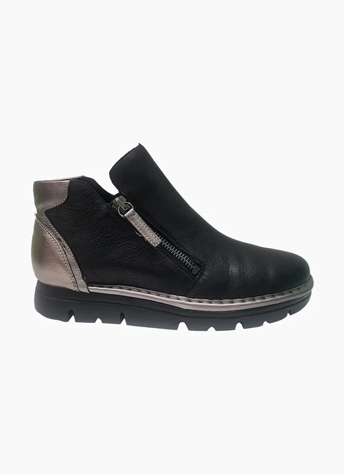 Top End Edda Black Boot