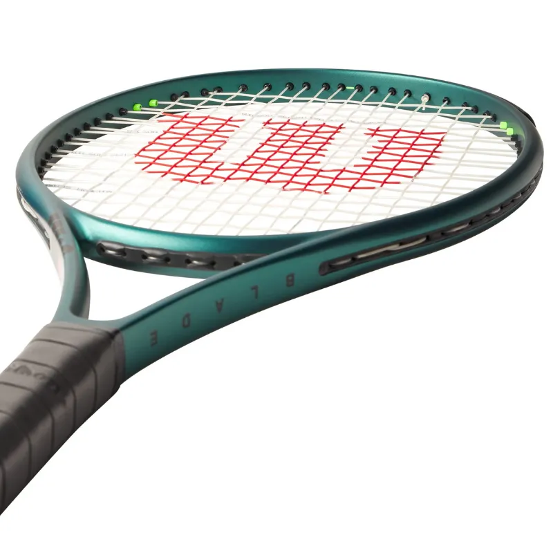 Wilson Blade 26 V9 Junior Tennis Racquet