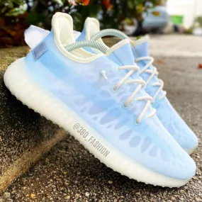 Yeezy boost 350 v2 mono ice